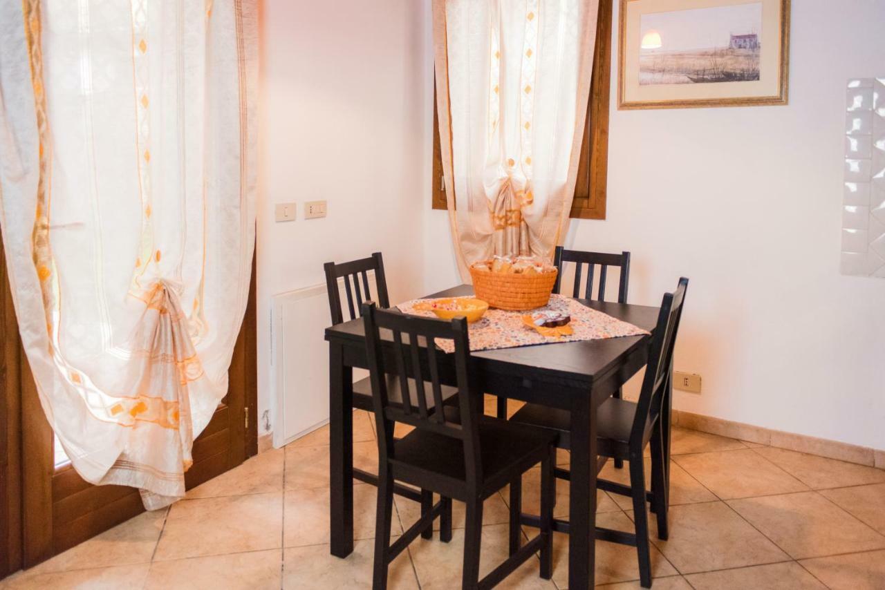 Al Borghetto Apartamento Adria Exterior foto